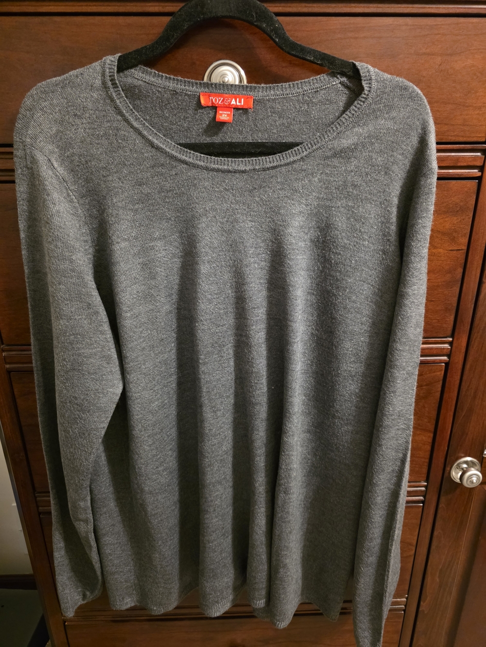 Roz Ali Gray Knit Long Sleeve Sweater